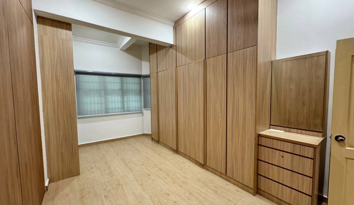 c9280081-be90-40aa-adb9-02111cdebd17