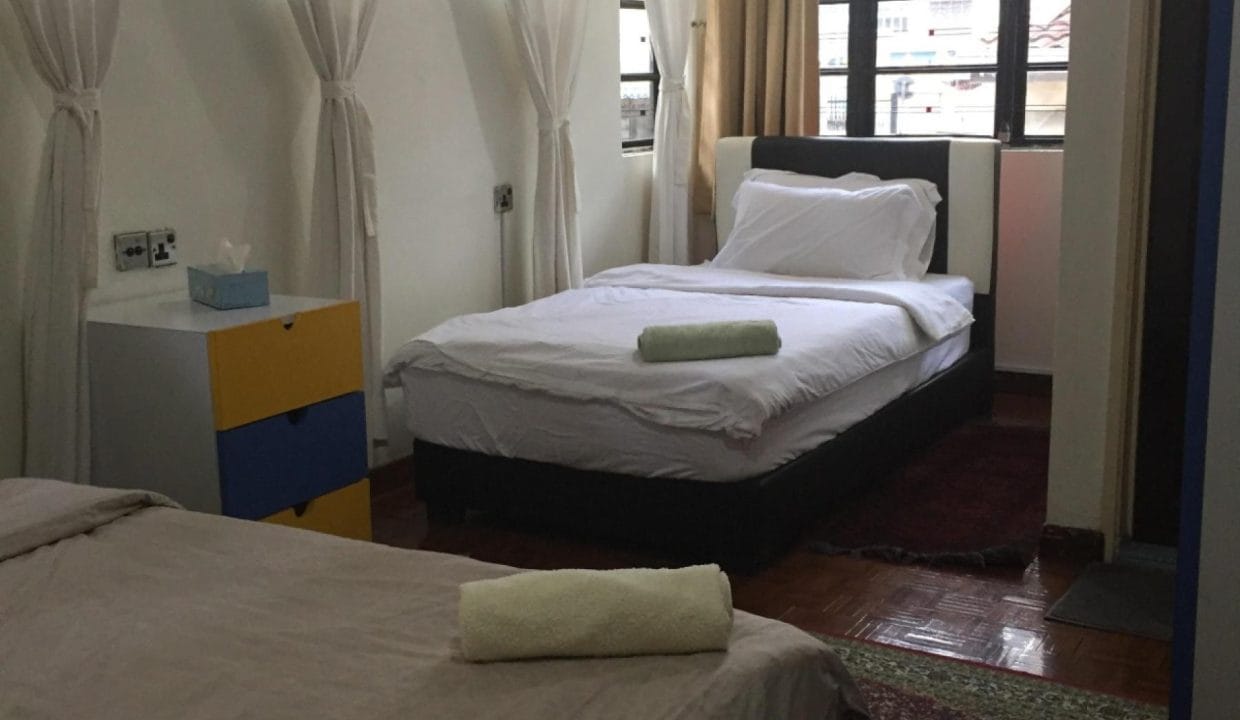 Double Storey Terrace Damansara Utama 011-1166 6021