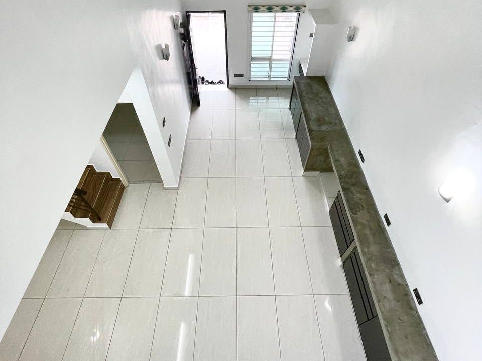 0d35d350-3f76-4fa6-989d-fc85f5ab56a2