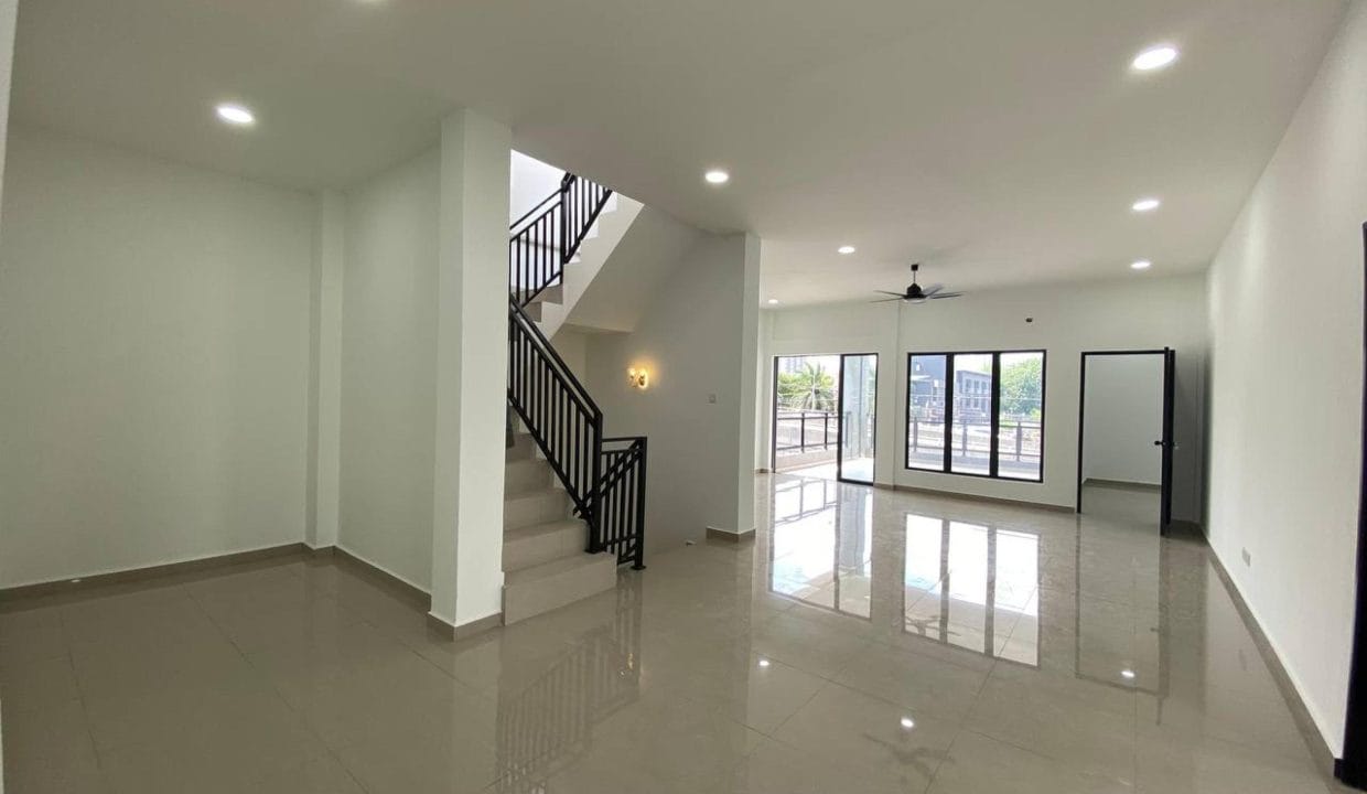 list-40725-16-670676acda16e4.13320649