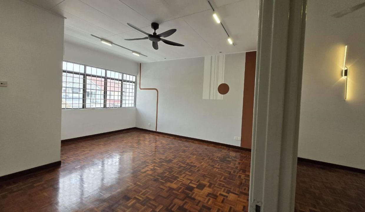 list-87283-06-6842f18bb63d70.44841330