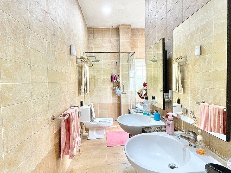 5c46cc12-e556-428c-ab4e-b0b3a04fe63e