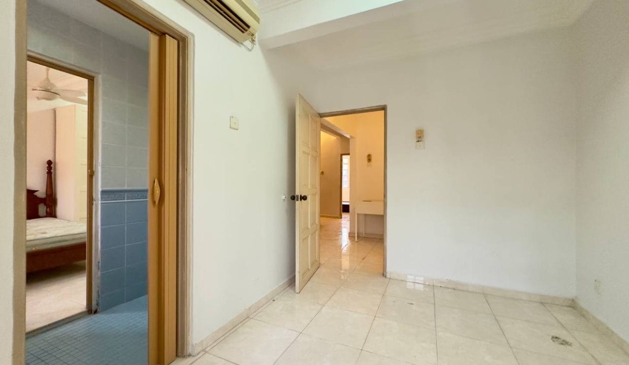 Rumah Teres Dua Tingkat Kota Damansara