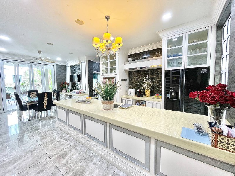 b4f7e7e7-b47f-4a29-b3f9-405c429725cd