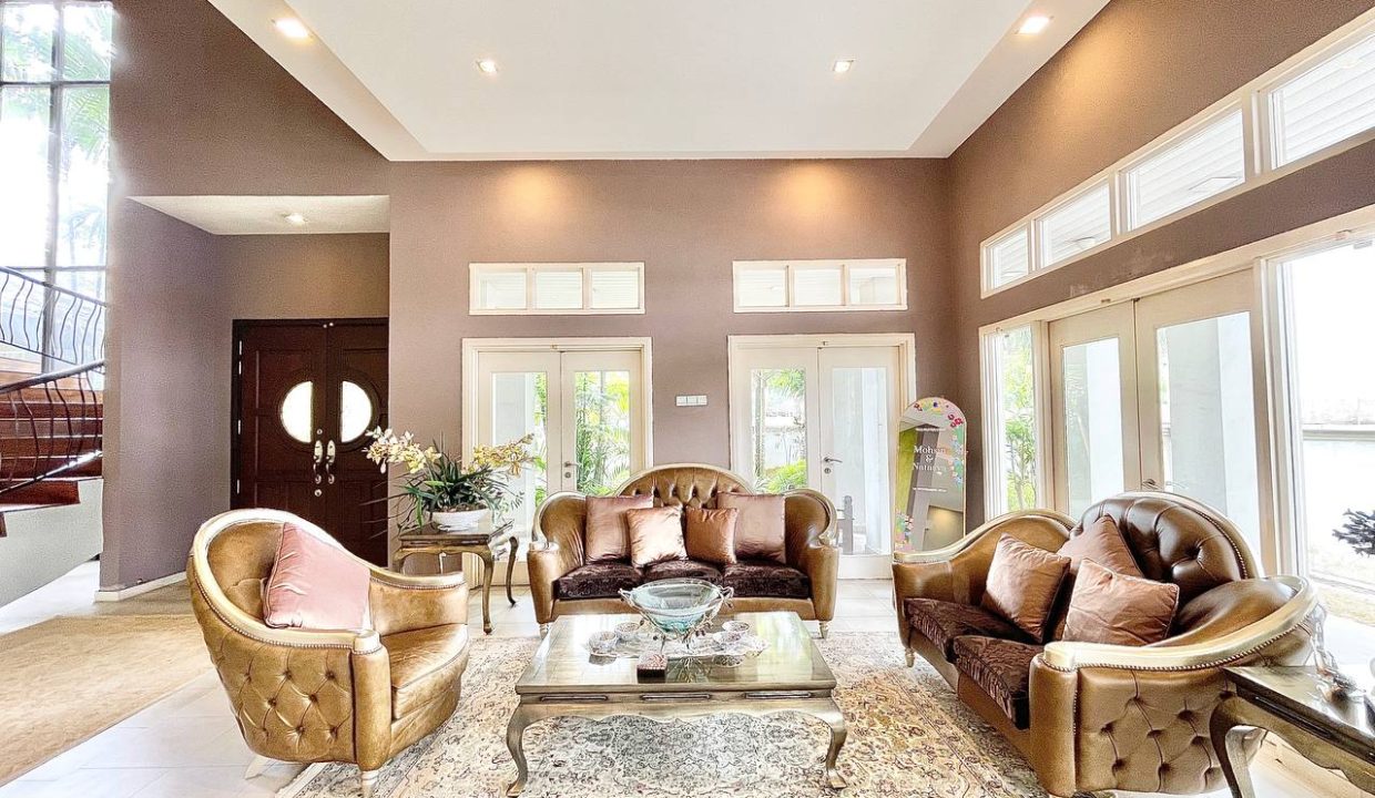 f0df4b9b-db63-40d4-92b2-41c19c8a2f25