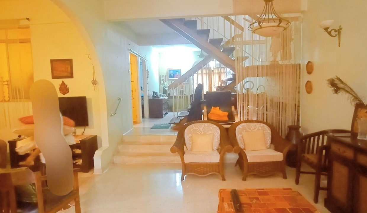 list-86903-11-683fdfd111eb26.93442028