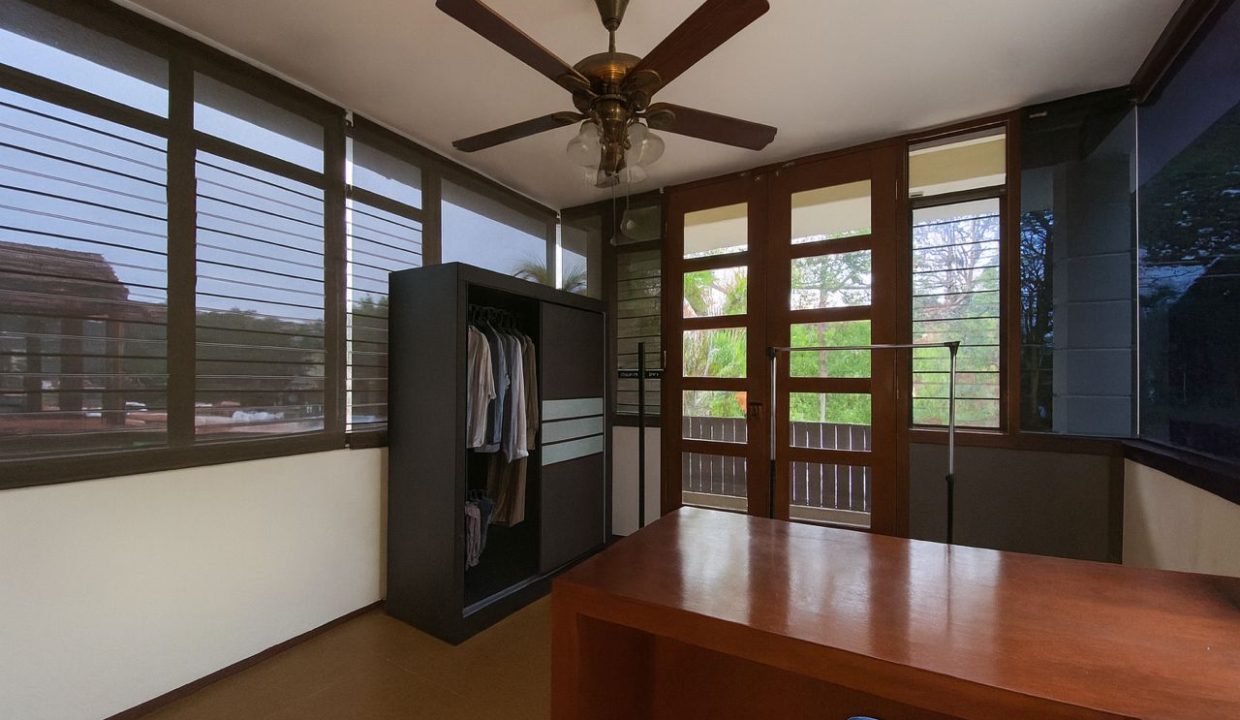 ad34972c-5e3f-40e8-b847-55ee89cc9352