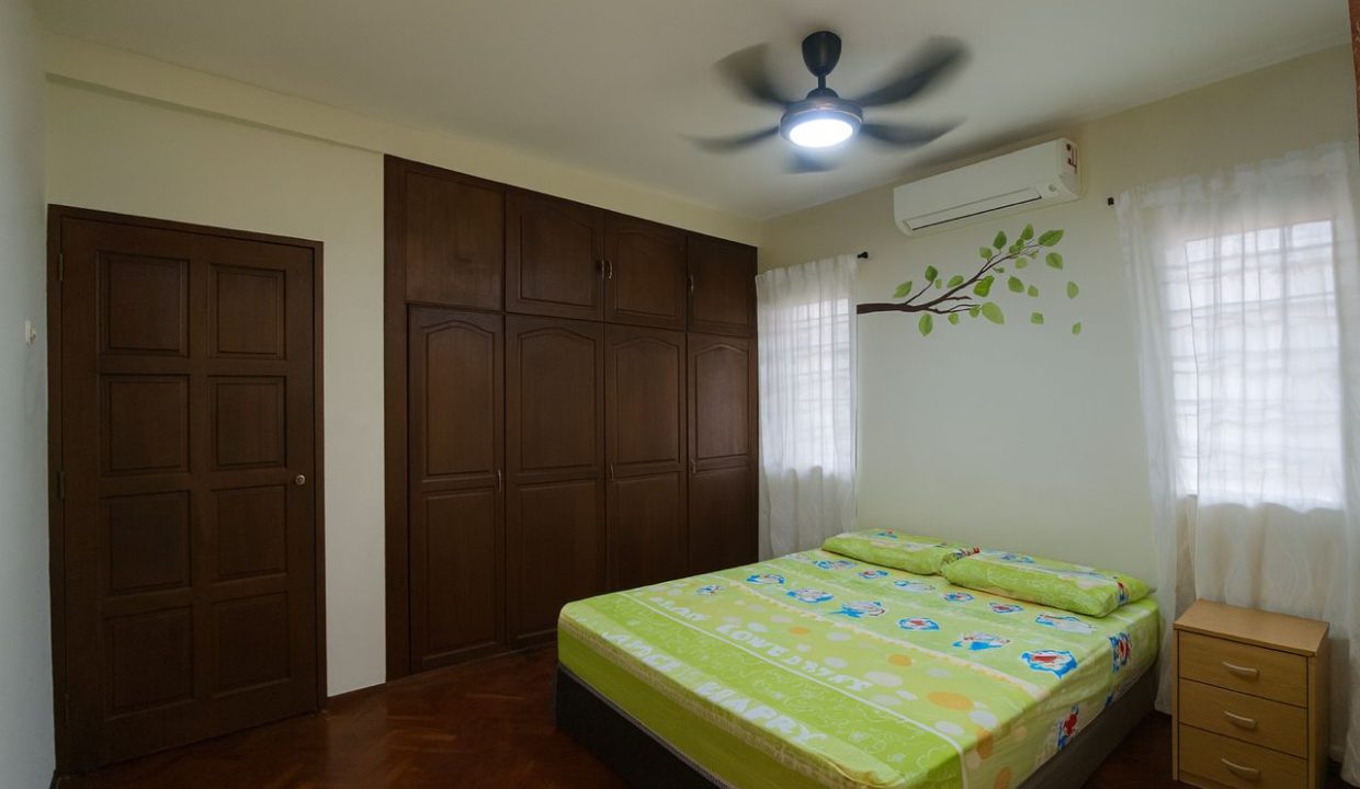 c3855b83-91f6-400d-8fe2-75ebe8391175