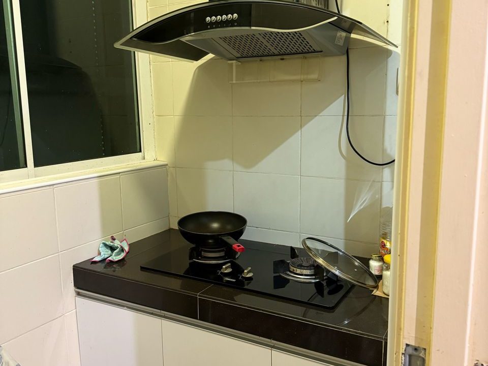 dc34e104-2a77-4e21-b257-1f4fea32001a