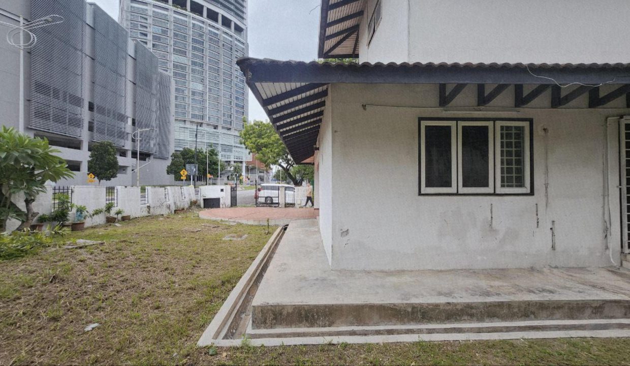 list-114032-14-68f490eb1c09d7.75381670