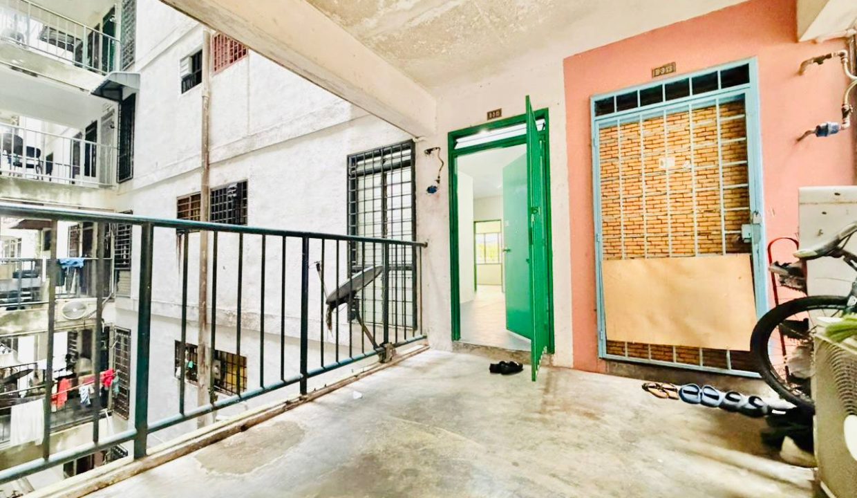 7d2eae35-e834-4f69-9a01-bfb1a75216b3 (1)