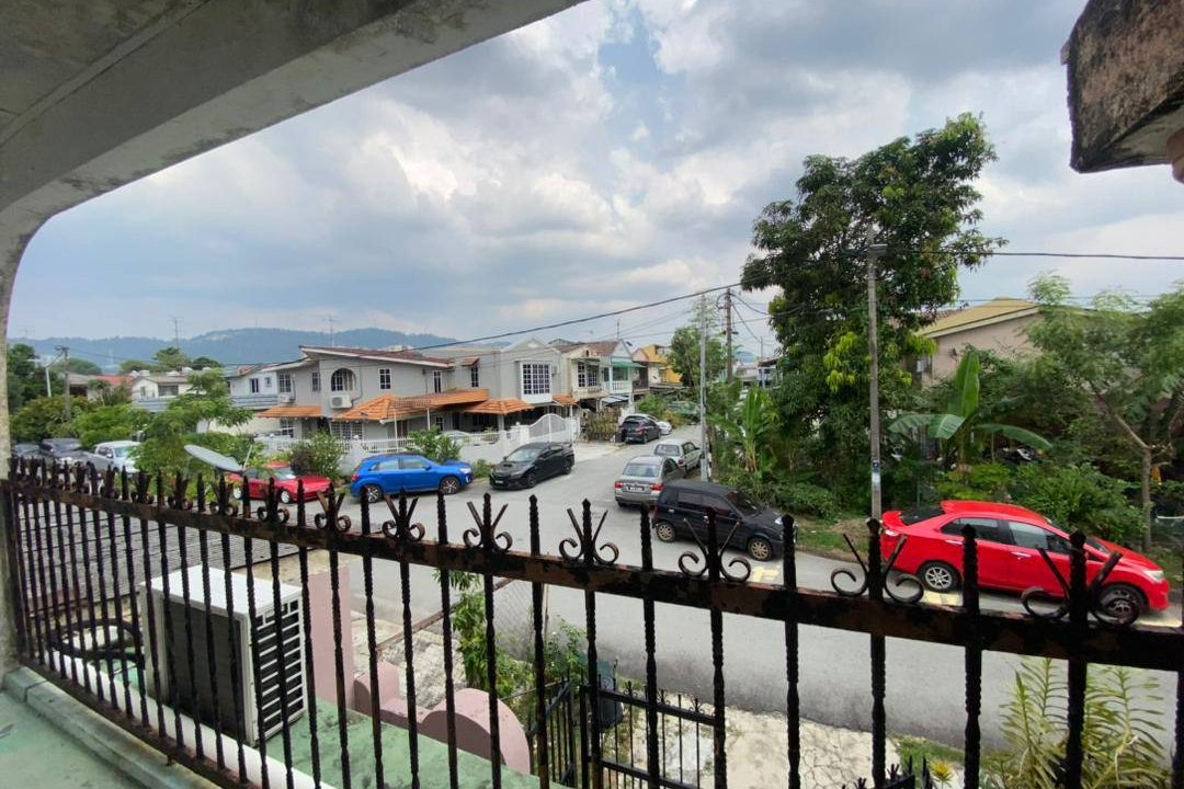 4f160319-45c1-4827-aa88-e1a46f314e02