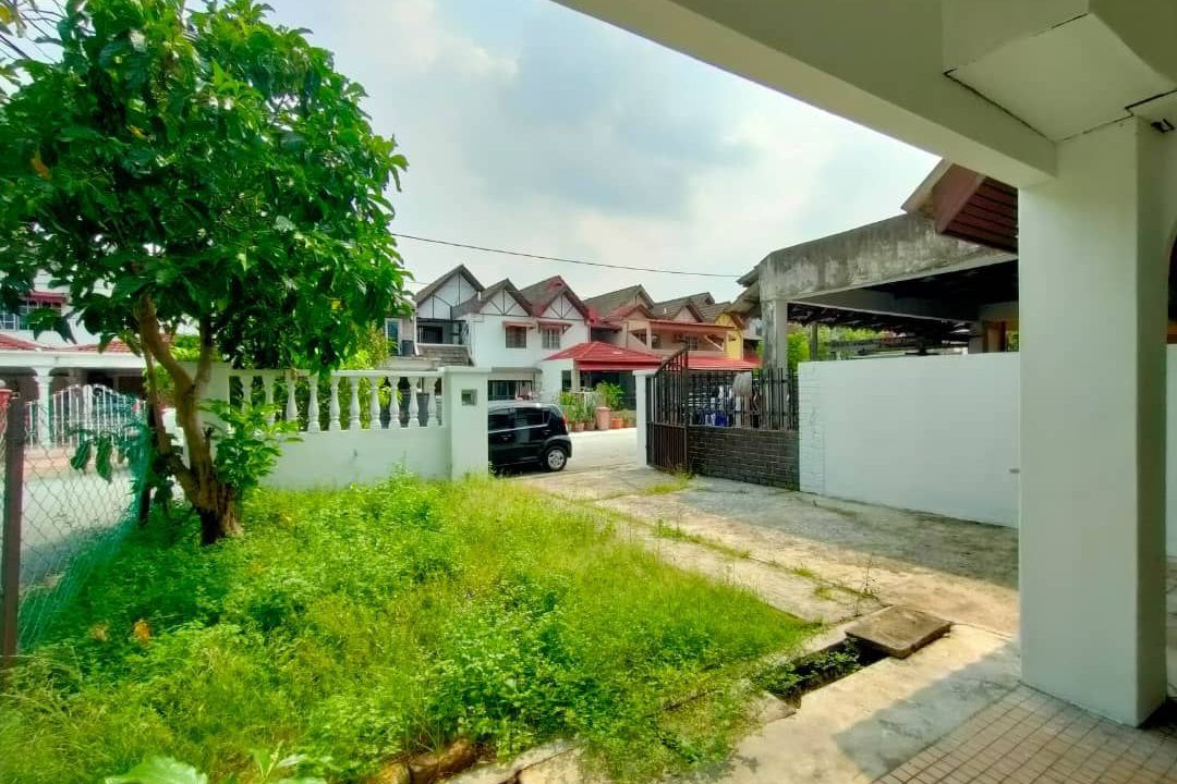 b7f44449-572e-4474-8f32-d8e2c5c863c9