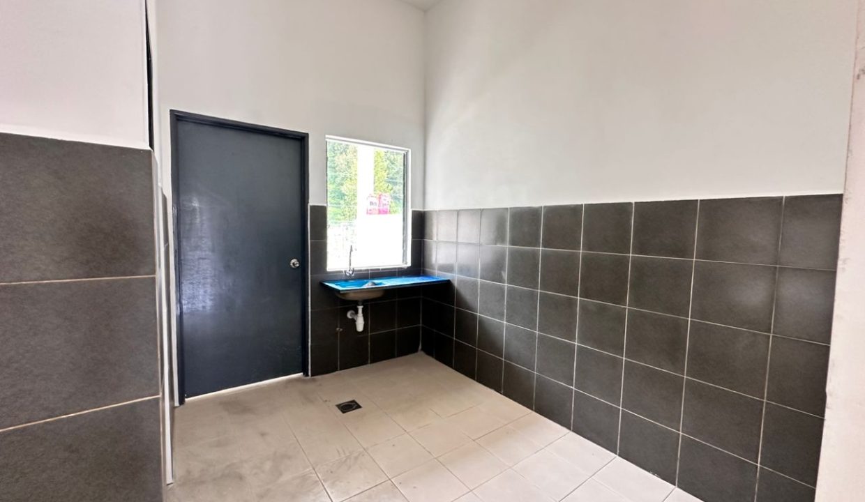 Rumah Teres Taman Desa Damai Bentong (2)