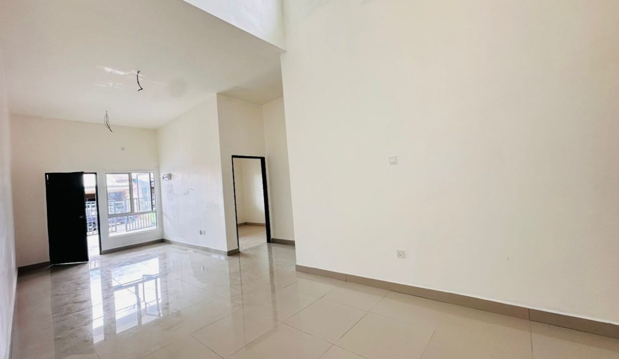 Rumah Teres Taman Desa Damai Bentong (3)